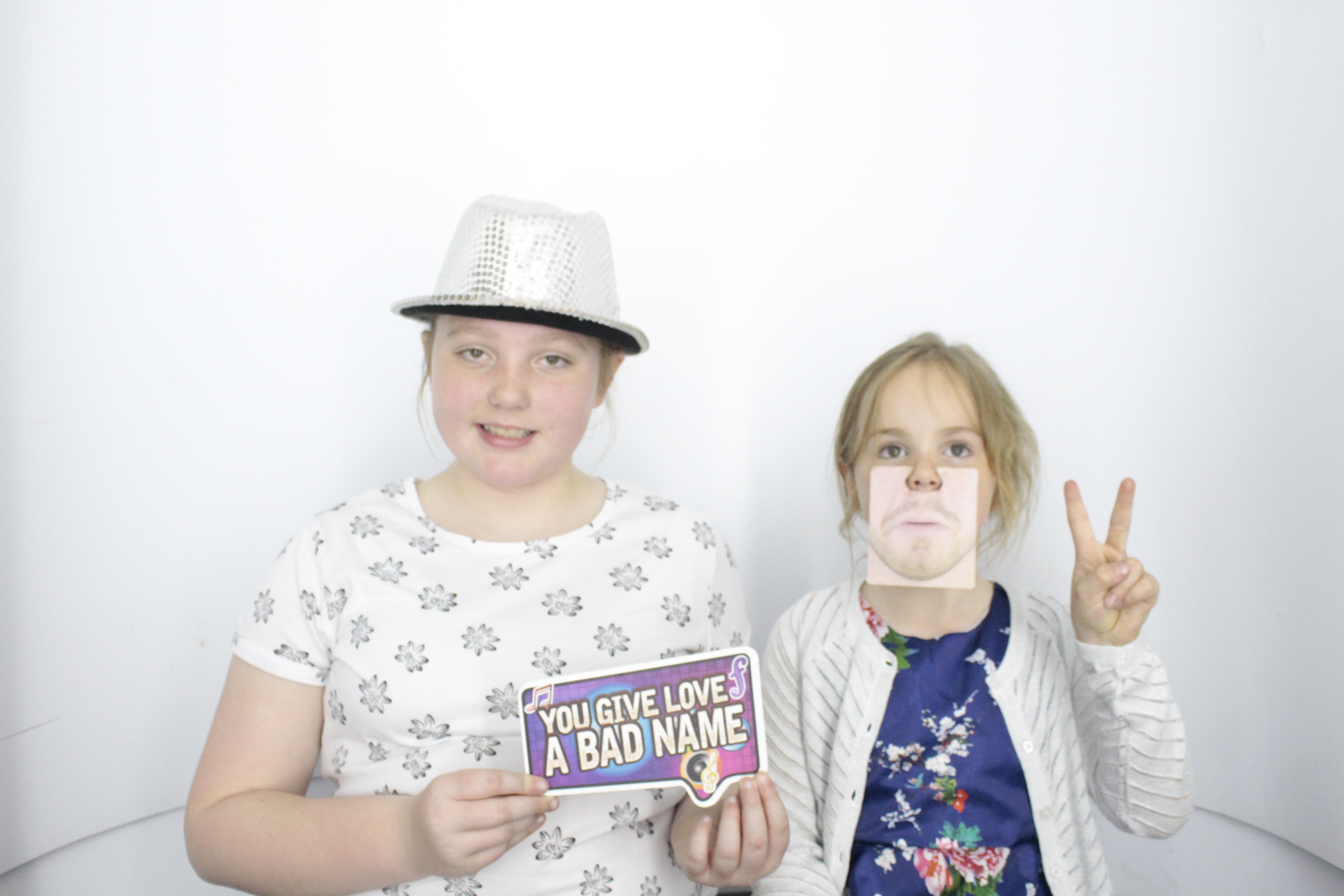Mandy's 60th  Birthday Party | View more photos from the event at gallery.myphotoboothexperience.co.uk/u/MyPhotoBoothExperienceLtd/Mandys-60th-Birthday-Party